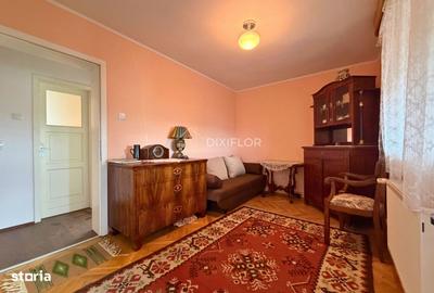 Apartament cu 3 camere decomandat în 1848