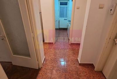 Apartament cu 3 camere de vanzare in Campina - Zona Liceul Energetic - 3
