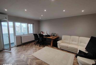 Apartament cu 2 camere decomandat în Micro 3 - 9