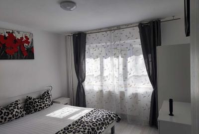 Apartament cu 4 camere decomandat în Central - 3