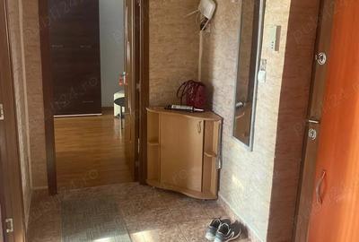 De inchiriat apartament 2 camere, Uzina 2, 54 m , prima inchiriere,disponibil imediat.