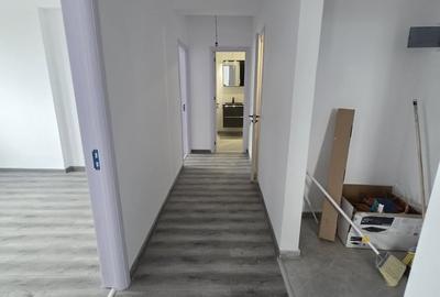 Apartament cu 3 camere decomandat în Central - 16