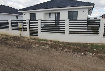 Casă 4 cam,2 băi,terasă acoperită,500mp.teren,gard,pavaj. Casă 4 cam,2 băi,terasă acoperită,500mp.teren,gard,pavaj. - 10