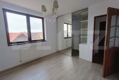 Apartament spatios cu 3 camere, balcon generos si 2 locuri de parcare, Șelimbar - 4