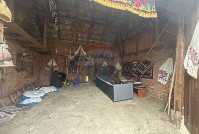 De vanzare casa din caramida cu teren - zona Pensiunea Secret Garden - 40