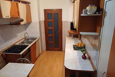 Apartament cu 3 camere decomandat în Central - 6