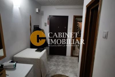 Apartament 4 camere parter/ Spațiu Comercial Nicolina 2 - 4