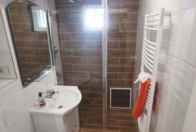 Apartament cu 3 camere în Decebal - 2