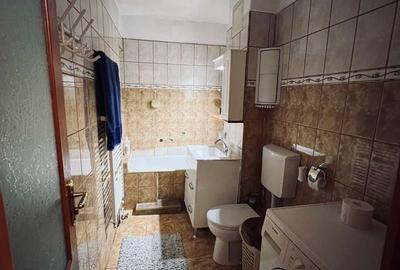 Apartament cu 2 camere decomandat în Vasile Aaron - 10