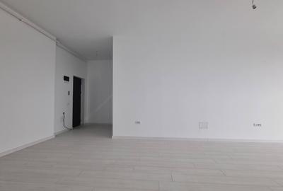 Apartament cu 3 camere semidecomandat în Est - 9