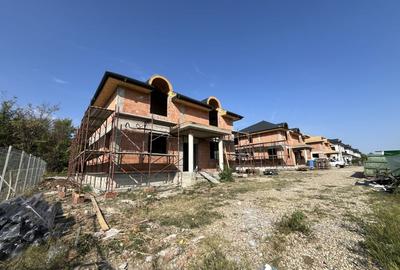De vanzare vila individuala 6 camere finisaje premium zona Laguna Albastra - 6