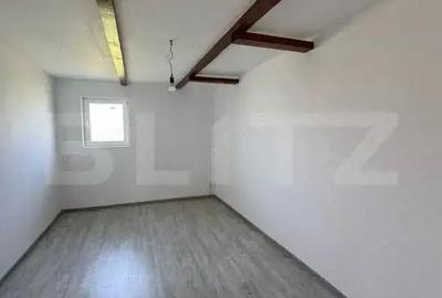 Casă cu 6 camere cu Teren 8700 Mp în Mihai Viteazu - 2