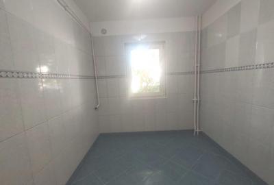 Ocazie! 2 camere decomandat, parter Mihai Bravu, langa - 5