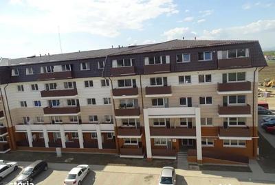 Apartament cu 2 camere semidecomandat în Sânpetru