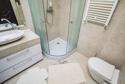 1 camera zona Sagului - 1