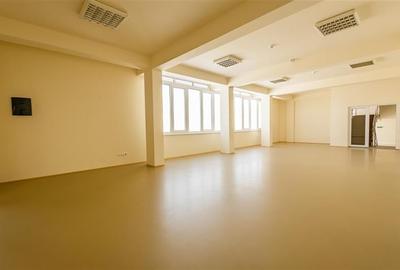 Edificu: Birouri, Centru medical/ comercial acces facil, componenta si dotari ap - 21