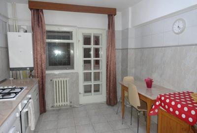 Apartament cu 3 camere decomandat, mobilat în Școlilor - 4