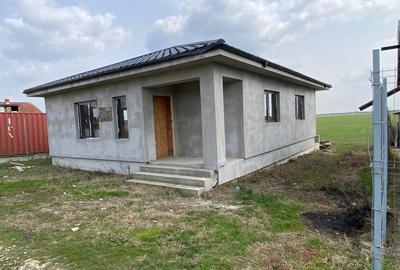 Casă cu 3 camere în Exterior Vest - 2