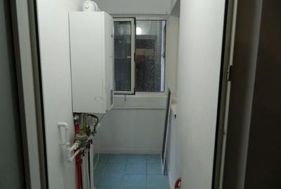 Apartament lux, zona Piata Victoriei, 4 camere , 2 bai, centrala termica  terasa - 10