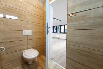 Spatiu birouri luminos, modern, cladire noua, parcare - 16