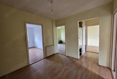 Apartament 3 camere decomandat et 3 Deva, str. Progresului 66 mp utili + balcon Vedere spre Cetate - 3