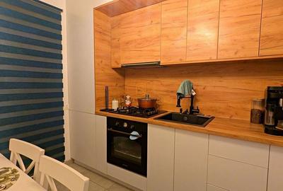 Metrou Bercen,  Apartament 2 camere, curte, decomandat, comision 0% - 3