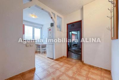 Ap. 3 camere in Deva, zona Ultracentrala, Piata Victoriei, 55 mp, etaj 3. - 1