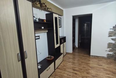 Apartament cu 3 camere decomandat în Fălticeni - 7
