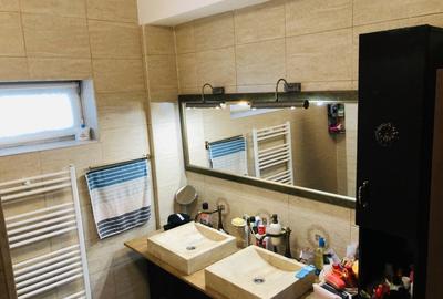 Apartament 102 mp +  curte proprietate  1001mp si foisor 24 mp inchis comple - 11