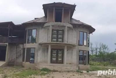 Vand vila lo rosu in ?u?esti jud BrailaVila + teren 2750 mp in ?u?e?ti, Braila | 150.000 | Schimb - 1
