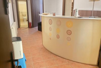 Apartament cu 4 camere decomandat în P-ța Universității - 1