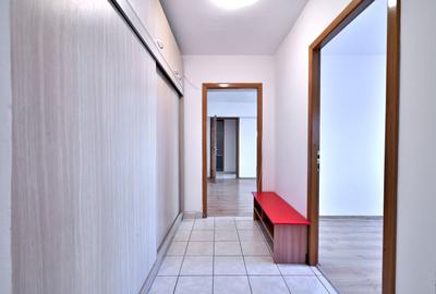 Apartament cu 3 camere semidecomandat în Turda - 12