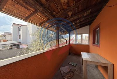 Casă individuală cu 8 camere cu Teren 453 Mp în 1 Mai - 4