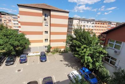 Apartament cu 2 camere decomandat în Cetate - 1