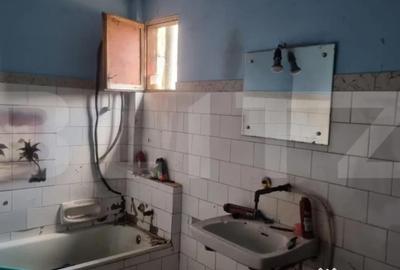 Casă cu 4 camere cu Teren 750 Mp în Poiana - 2