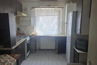 Apartament cu 2 camere decomandat în Zamfirescu - 2
