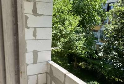 Apartament 3 camere de vanzare , decomandat , Carpati 1 , et. 2 , 53.000 euro neg. - 16