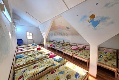 Casă individuală cu 10 camere cu Teren 900 Mp în 23 August - 13
