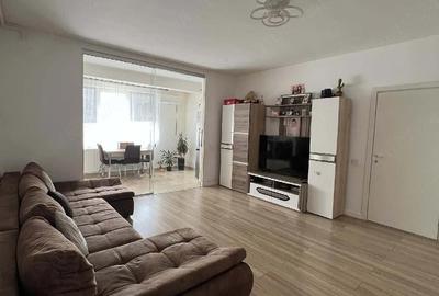 Apartament cu 2 camere decomandat în Vest - 4