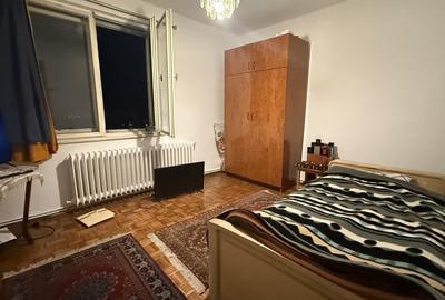 Apartament  cu 2 camere decomandate, zona Interservisan - 1