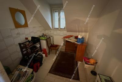 Casă individuală cu 8 camere cu Canalizare în Elisabetin - 22