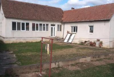 Casă cu 3 camere cu Teren 500 Mp în Central - 4