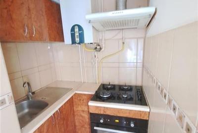 RECO Apartament cu trei camere decomandat - 15