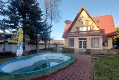 Vila, 10 camere, 580 mp, zona Cartier Albert - 2