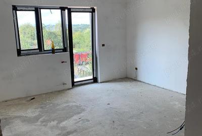Casă cu 4 camere cu Teren 800 Mp în Bârnova - 5