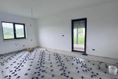 Casă cu 5 camere cu Teren 800 Mp în Horodnic - 10