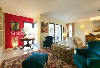 Apartament cu 4 camere decomandat în - 10