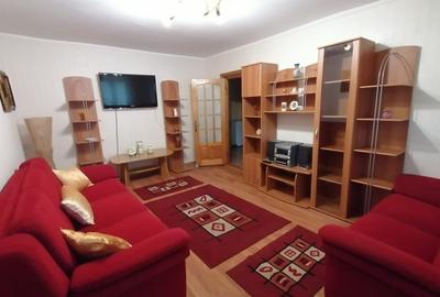 PROPRIETAR - Apartament 4 camere de inchiriat Piata Moldovei - Scoala 2