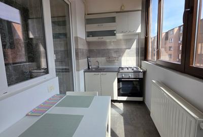 Apartament cu 2 camere decomandat în Roșu - 5