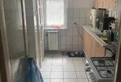 7 Noiembrie - Vanzare apartament 3 camere - Str. C-tin Romanu Vivu - 3